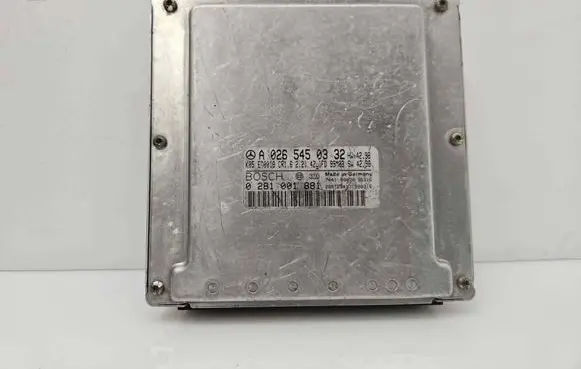 Mercedes-Benz C W203 Engine control unit/module A0265450332 0281001881 28RT23417