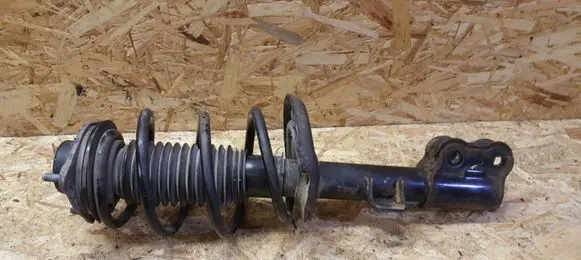 Hyundai i40 Front shock absorber with coil spring 546513Z230