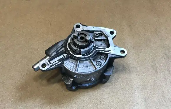 Mercedes-Benz ML W164 Vacuum pump A6422300165
