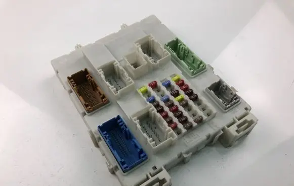 Volvo V40 Fuse box set 31453132