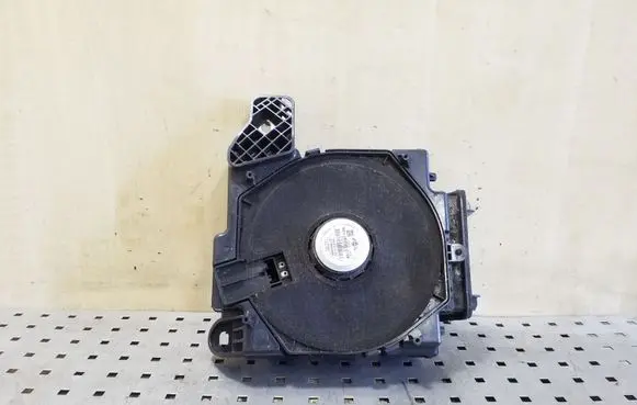 Mini Cooper Countryman R60 Subwoofer speaker 65139800511 9800511