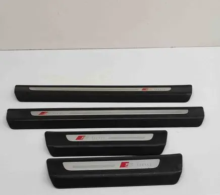 Audi Q7 4M sill trim set (inner) 4M0853375B 4M0853376B