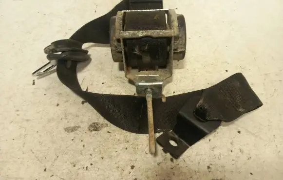 Opel Zafira B Front seatbelt 560834801 050919 0085R40000