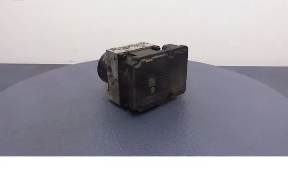 Skoda Octavia Mk2 (1Z) ABS Pump 1K0907379AH