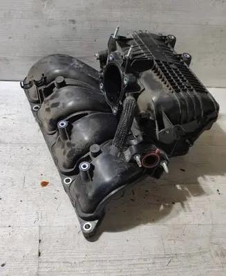 Lexus RC Intake manifold 1711136031 1712036081
