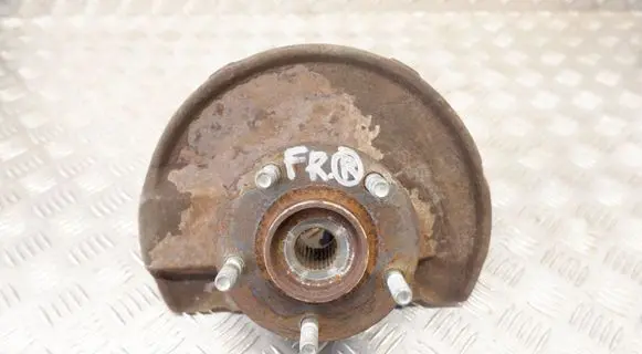 Front wheel hub