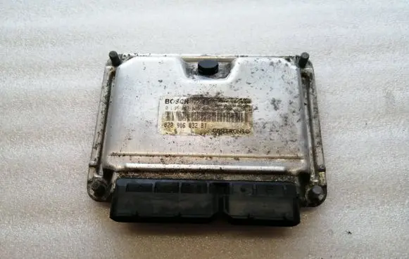 Porsche Cayenne (9PA) Engine control unit/module 022906032BT 0261207696