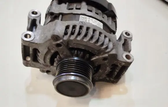 Audi A4 S4 B9 Generator/alternator 06L903024H