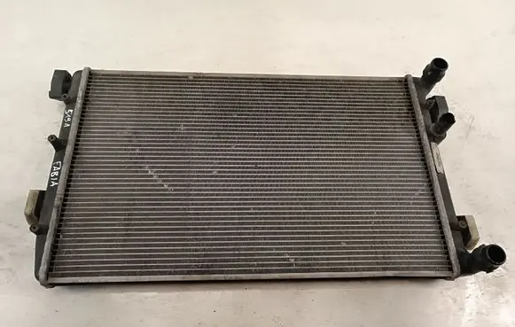 Skoda Fabia Mk2 (5J) Coolant radiator 600121253R