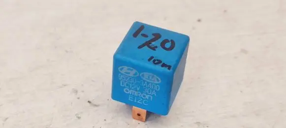 Hyundai i20 (PB PBT) Other relay 952303A400 DC12V30A EJZC