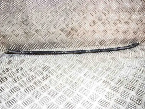 Chevrolet Camaro Front bumper splitter molding 92238867