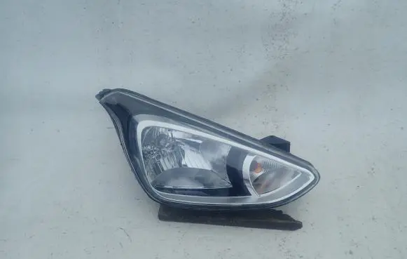 Hyundai i10 Headlight/headlamp