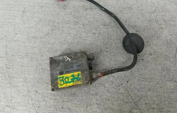 Audi A6 S6 C5 4B Xenon control unit/module 5DV00776061