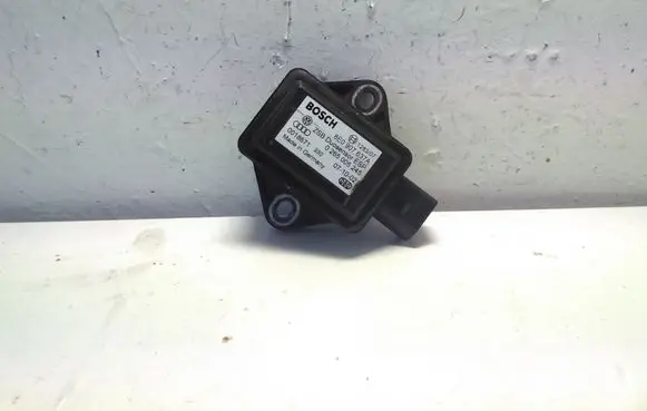 Audi A4 S4 B6 8E 8H ESP acceleration yaw rate sensor 8E0907637A 0265005245
