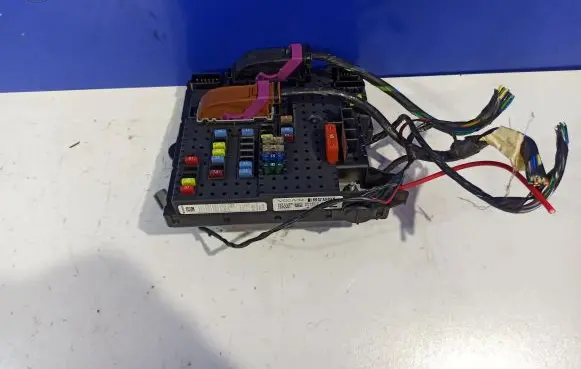 Volvo XC90 Fuse module 31314469 28242073