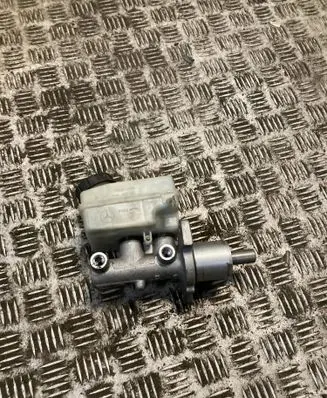 Mercedes-Benz B W245 Master brake cylinder A1694300202 1694300202