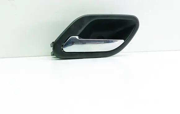 BMW 5 E39 Front door interior handle L17032925