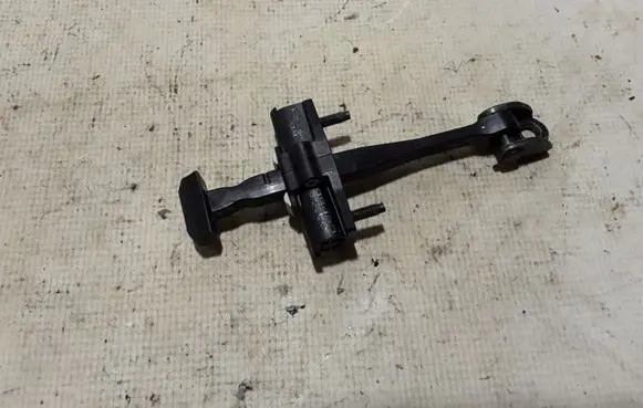 Volvo XC60 Rear door check strap stopper 31424467