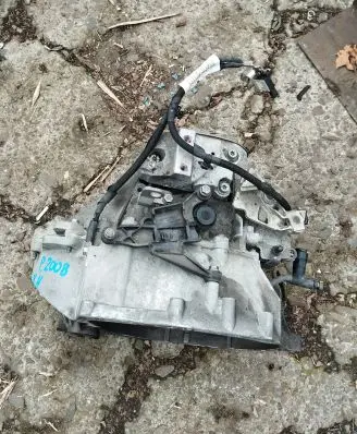 Manual 6 speed gearbox