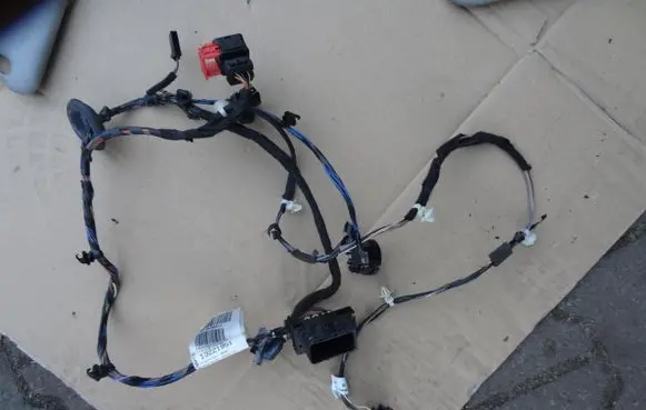 Opel Corsa D Front door wiring loom/harness boot 13221951