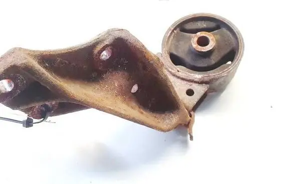 Toyota Yaris Verso Engine mount bracket 1237225014 12372-25014