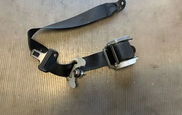 Mitsubishi Outlander Rear seatbelt TKAB0EN307 1080097