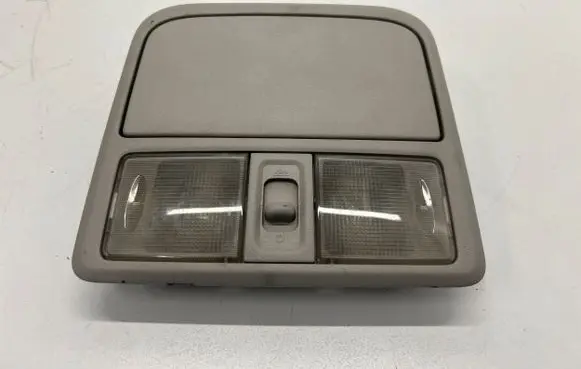 Mitsubishi Grandis Front seat light Mr962021zz