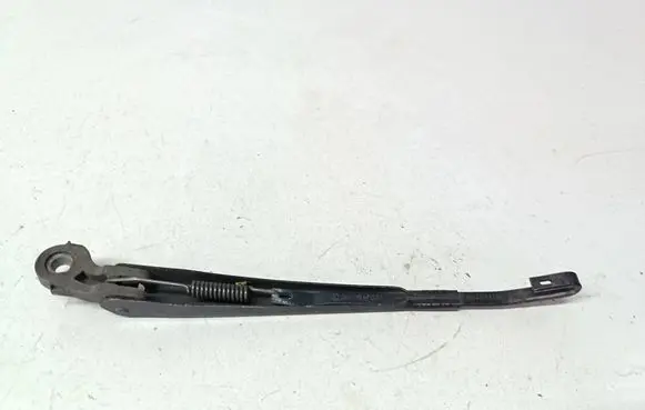 Volkswagen PASSAT B5.5 Rear wiper blade arm 3B9955707A