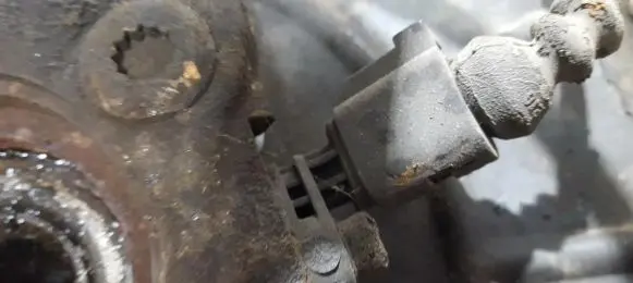 Volkswagen Golf V ABS brake wheel speed sensor
