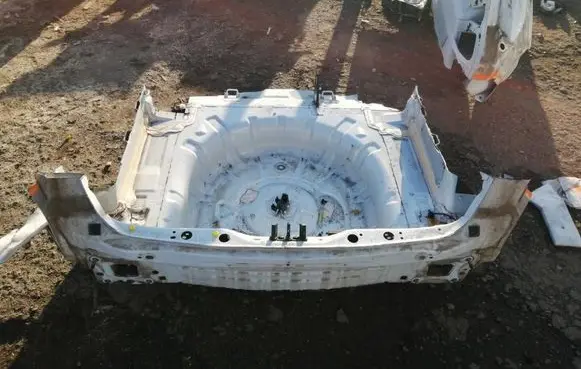 Ford Focus Trunk bottom trim panel 