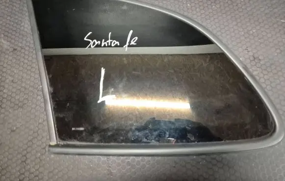 Hyundai Santa Fe Rear side window