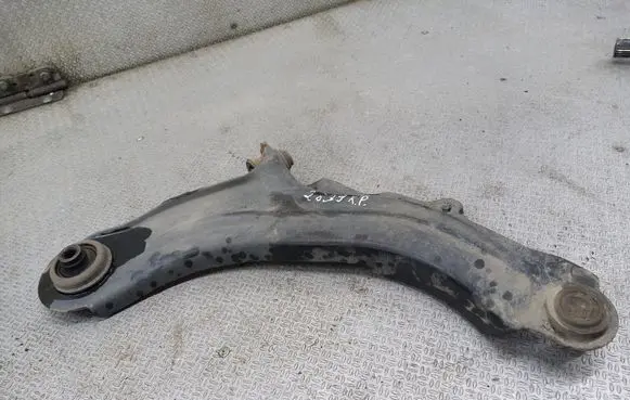 Renault Scenic II - Grand scenic II Front lower control arm/wishbone