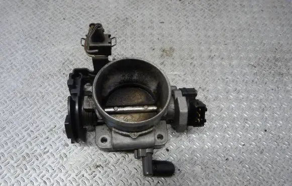 Volkswagen Transporter - Caravelle T4 Throttle body valve 044651F