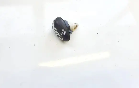 Nissan Primera Windshield washer spray nozzle 