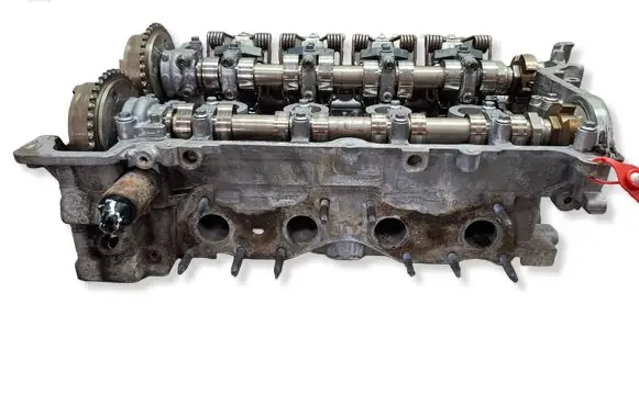 Peugeot 308 Engine head S26309201 V753354980N