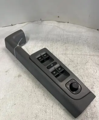 Skoda Superb B6 (3T) Electric window control switch 3T0867197 0010113196310