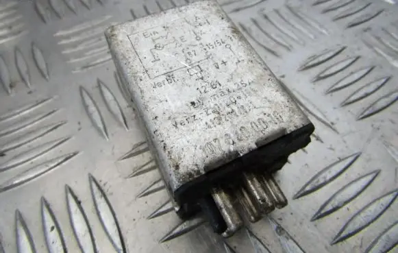 Mercedes-Benz E W124 Other relay 1078200010