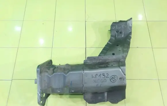 Volvo XC60 Front side member PRZOD WP132