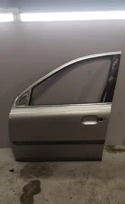 Volvo XC90 Front door