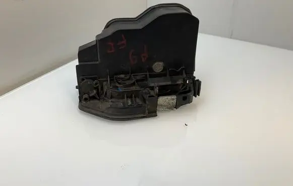 BMW 5 E60 E61 Front door lock 7202146 A046998