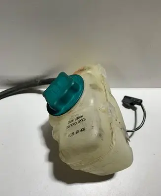 Volvo XC90 Coolant expansion tank/reservoir 30741972 1783 30741971