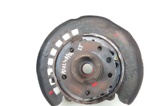 Audi Q7 4L Stub axle 