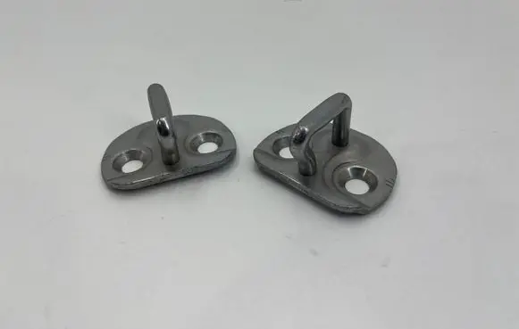 Volvo XC40 Rear door lock loop/hook striker 32353195