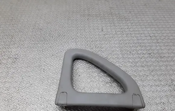 Mitsubishi Pajero Sport I Front interior roof grab handle
