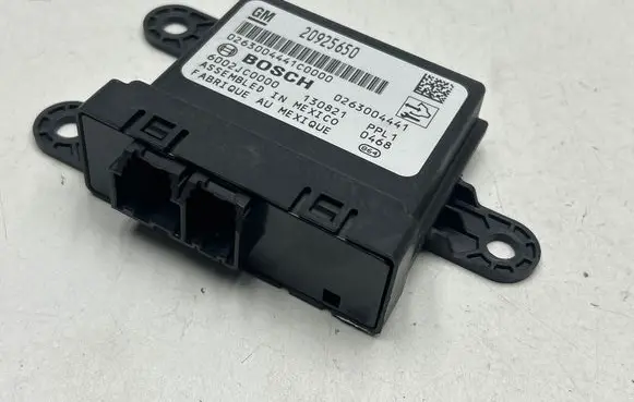 Chevrolet Camaro Parking PDC control unit/module 20925650 6002JC0000 130821
