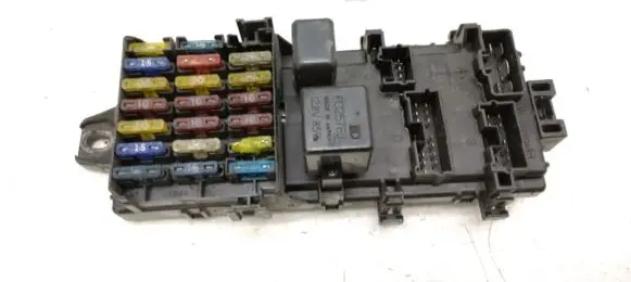 Mitsubishi Colt Fuse module FC257EJ