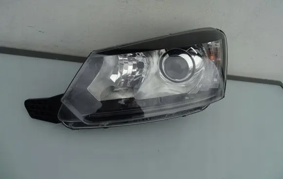 Skoda Yeti (5L) Headlight/headlamp 5L1941015C