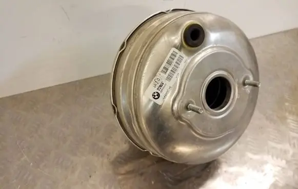 BMW X3 E83 Brake booster 293403546064 0017035101255