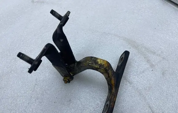 Tesla Model Y Tailgate/trunk/boot hinge