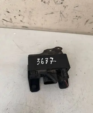 Mercedes-Benz C W203 Glow plug pre-heat relay